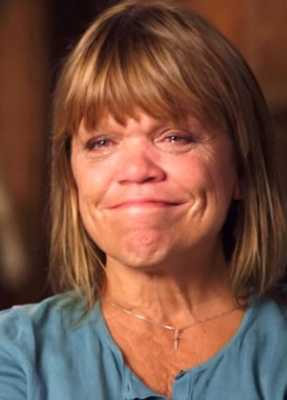 Amy Roloff can’t hold back her tears