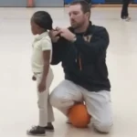 Coach goes viral online for this one act during kids’ basketball game