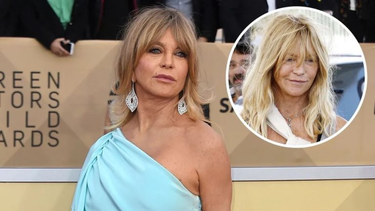 In order to reveal her true appearance, Goldie Hawn takes off her makeup.