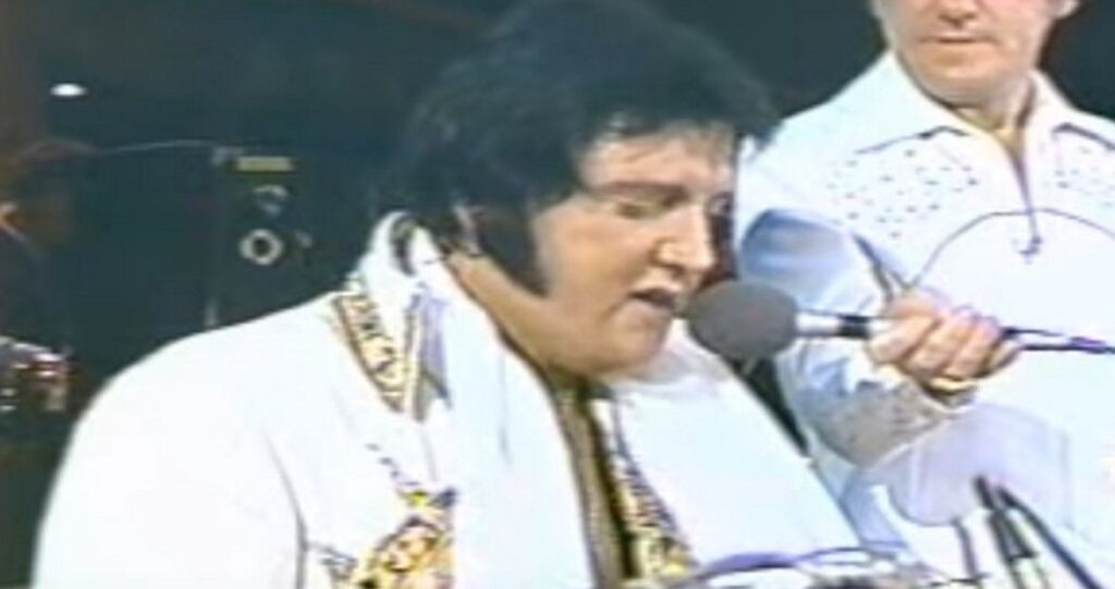 This Rarely-Seen Video Of Elvis’ Final Performance Was Just Released, And I Can’t Stop Watching It
