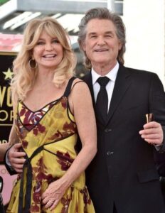 Goldie Hawn & Kurt Russell Celebrate Giant Milestone She Says Would Have Never Happened If They Married