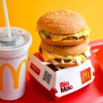 Angry Customer Left Furious After What She Found In Her McDonald’s Burger…