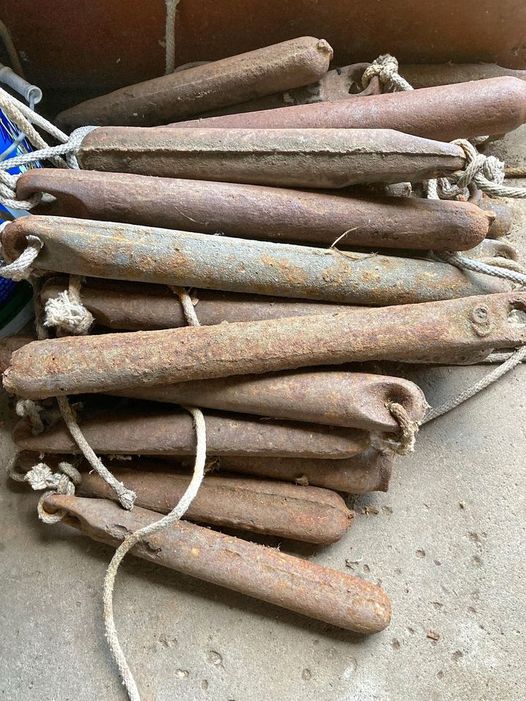 “I found a bunch of these when I was planting, and I wasn’t sure what they were… I have taken all the metal that I have found in the yard and just put into a flower bed but I was thinking about making a heavy duty wind chime..