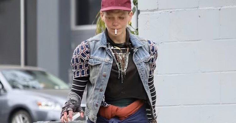 She Used To Be One Of Hollywood’s Elite, But Now She’s Living On The Streets