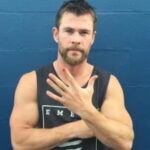 If you see a man with one painted fingernail, here’s what it means