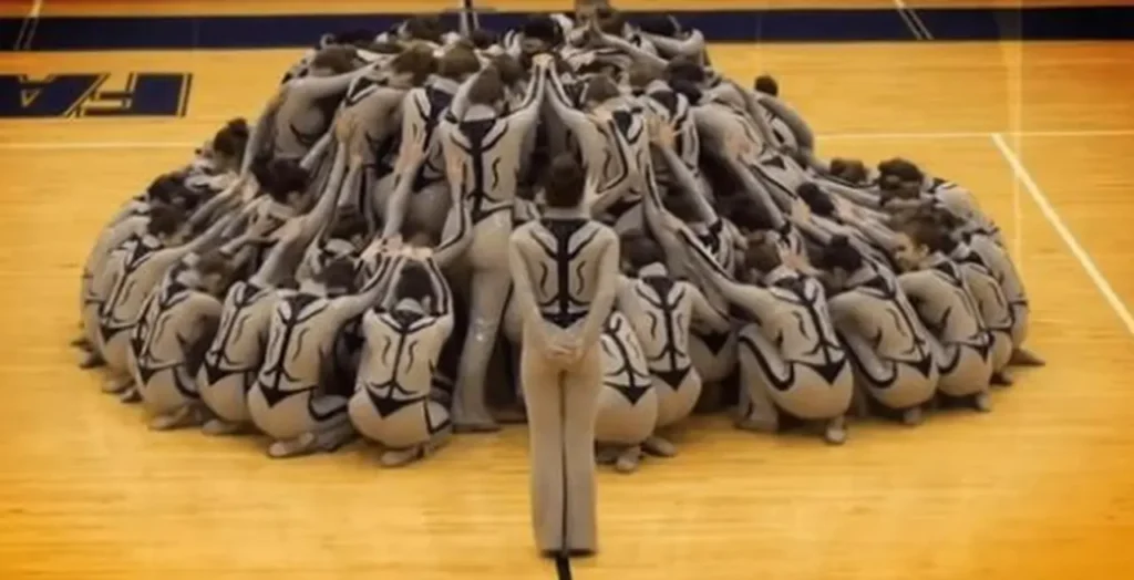 High school girls leave audience surprised with an unexpected twist!