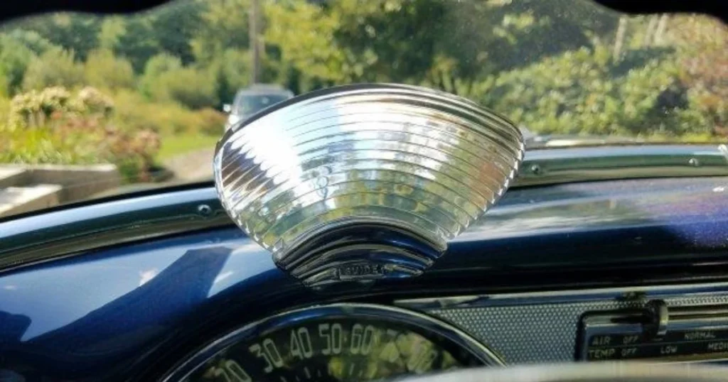 Recall this? The Secret Car Feature That All 1950s Drivers Adored!