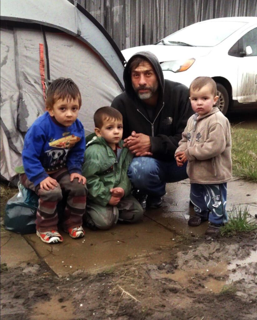 Dad of 3 Living in Tent Gives Last $2 to Stranger at Gas Station, Wakes up Owning a Big Company — Story of the Day