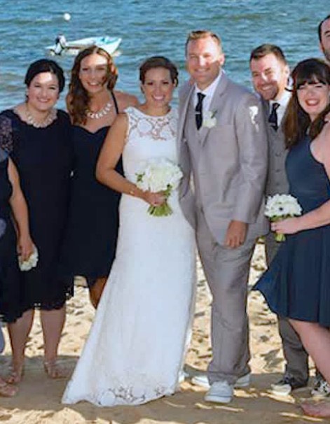 No One Sees Bride’s Sickness Until Photographer Snaps Photo And Wedding Takes Horrific Turn