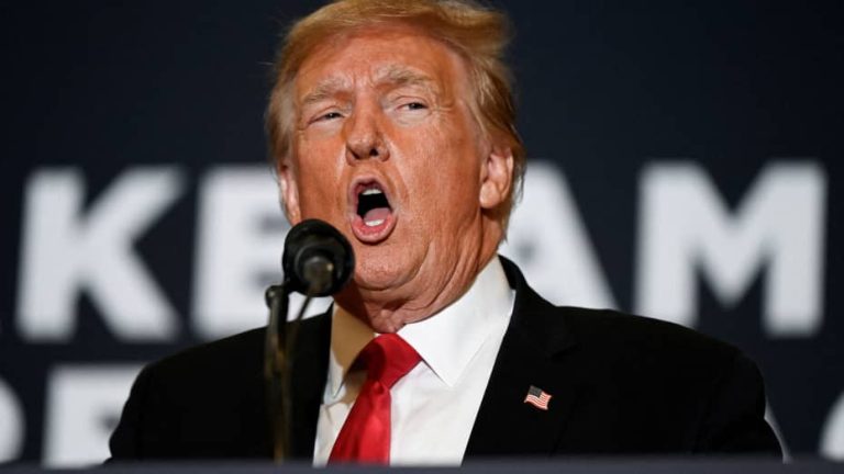 Donald Trump Announces