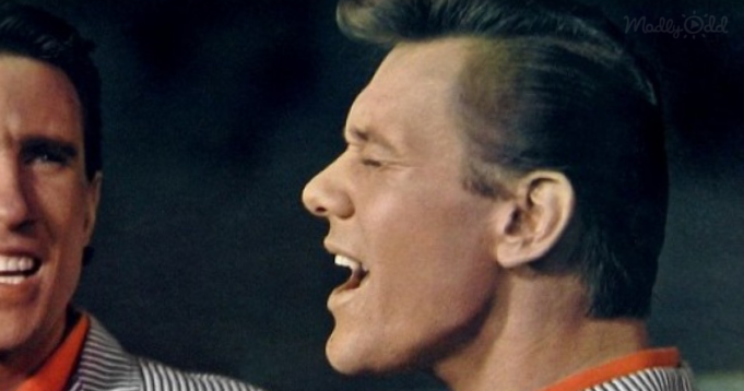 The Righteous Brothers Singing ‘Unchained Melody’ Will Send Chills Down Your Spine
