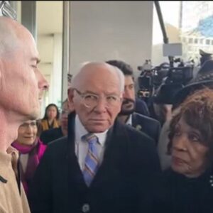 Guy calmly puts unhinged Maxine Waters in her place