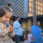 3 Year Old Asks 16-Year-Old Street Pianist if She Knows “Amazing Grace” and He Steals The Show – Look-new